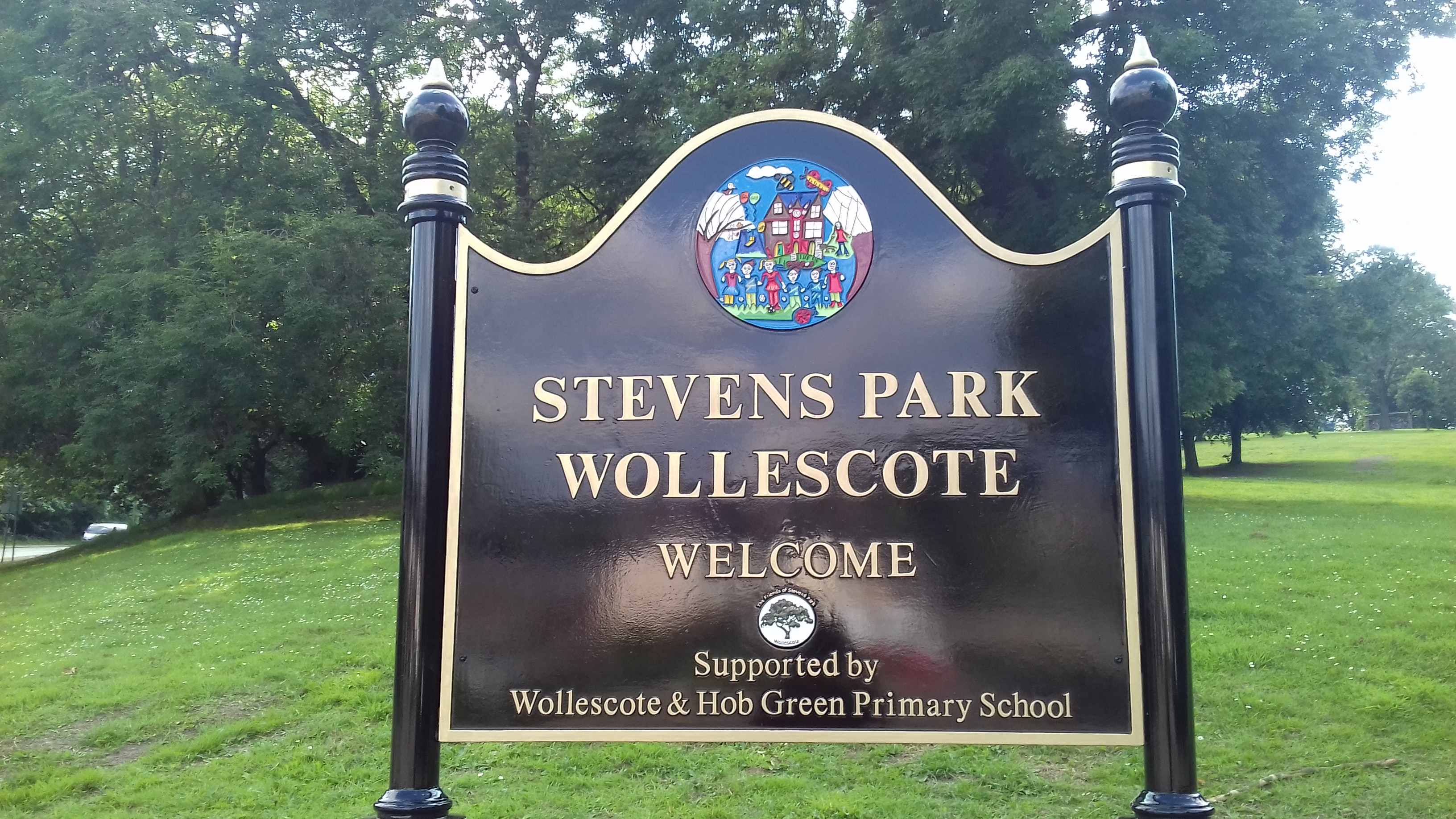 wollescote_park_sign_2_